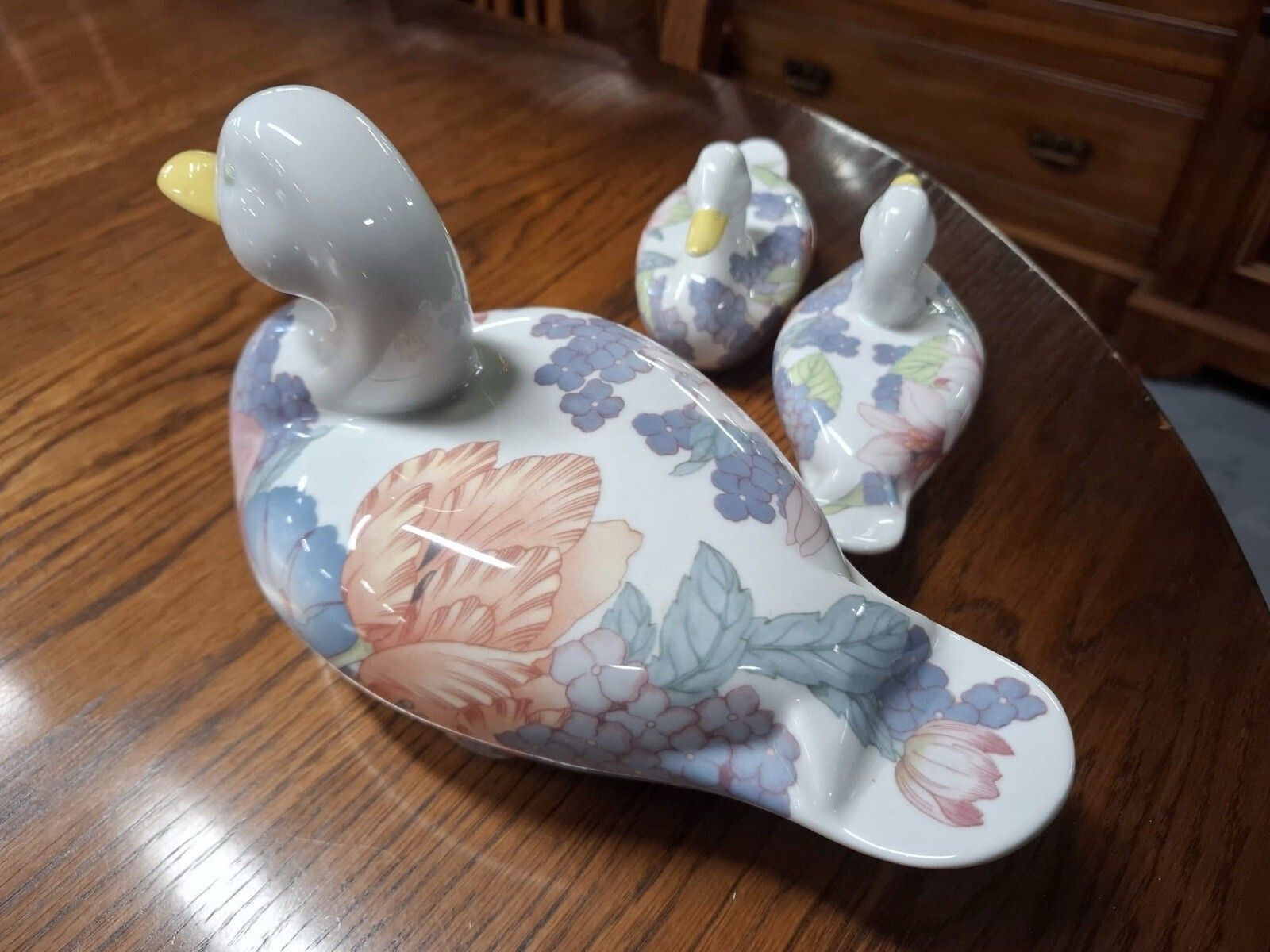 Set Of 3 Gallo Design Villeron & Boch Corolla Duck photo for sale