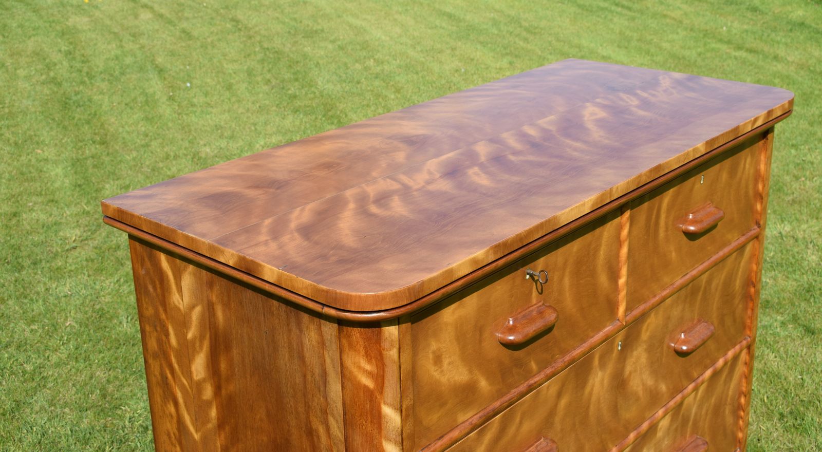 Victorian Birch Chest Of Drawers photo vinterior