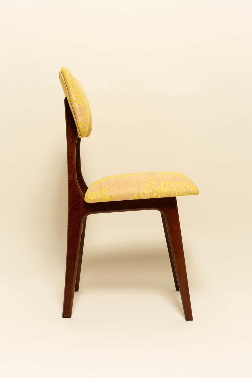 Eight Mid Century Butterfly Chairs, Beige Tiger Silk By Dedar, Walnut Wood, 1960 photo vintage
