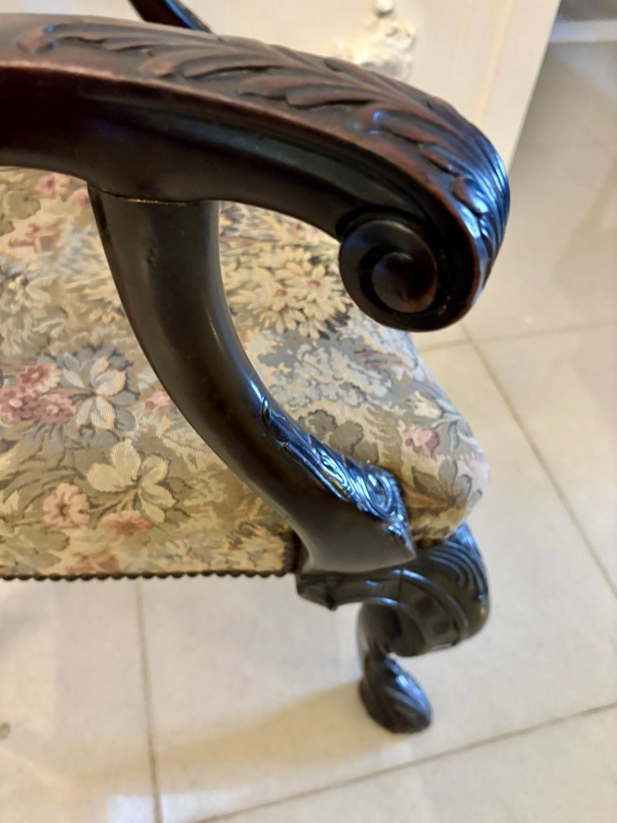 photo buy Antique Exceptional Carved Mahogany Chippendale Style Ribbon Back Office Chair