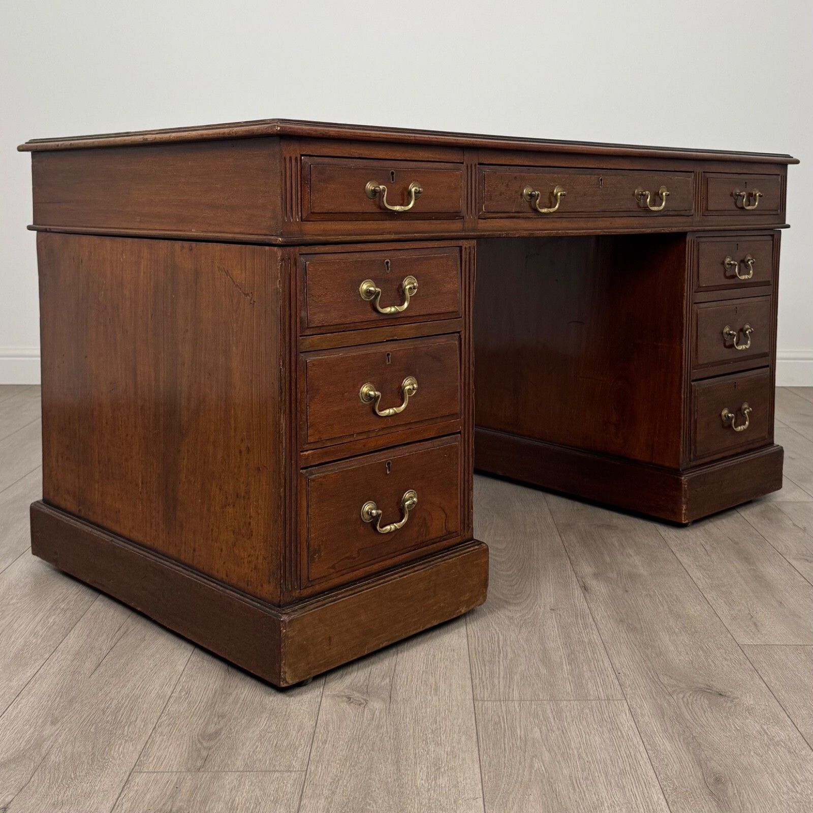 Antique 19th Century Fine Quality Pedestal Desk In Mahogany ( Ref Af 4114 ) photo vintage