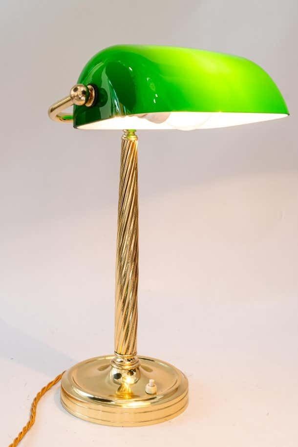 photo vintage Solid Banker Table Lamp With Original Glass Shade Vienna Around 1920s