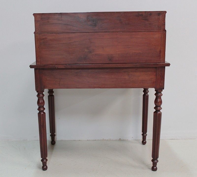 photo vinterior Office Of Lady In Gradin Mahogany 19th