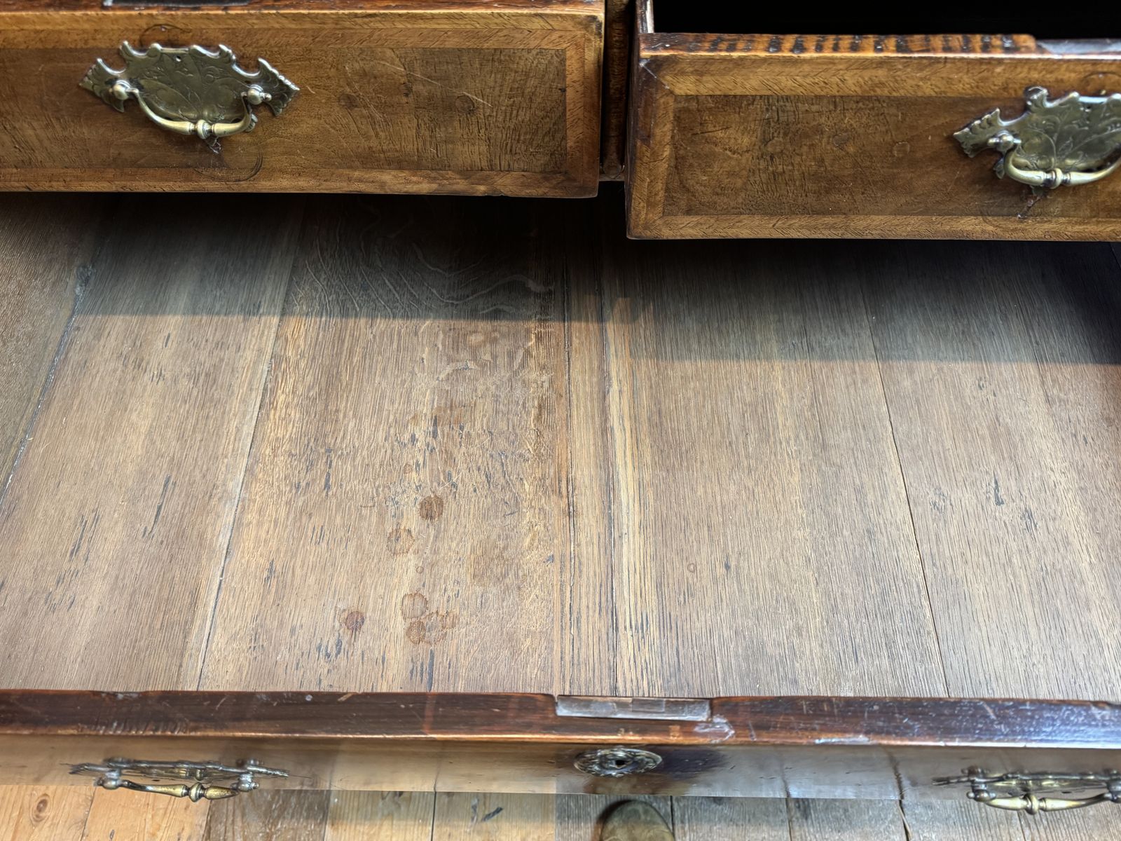 Furniture Antique George I Feather Banded Walnut Chest Of Drawers photo