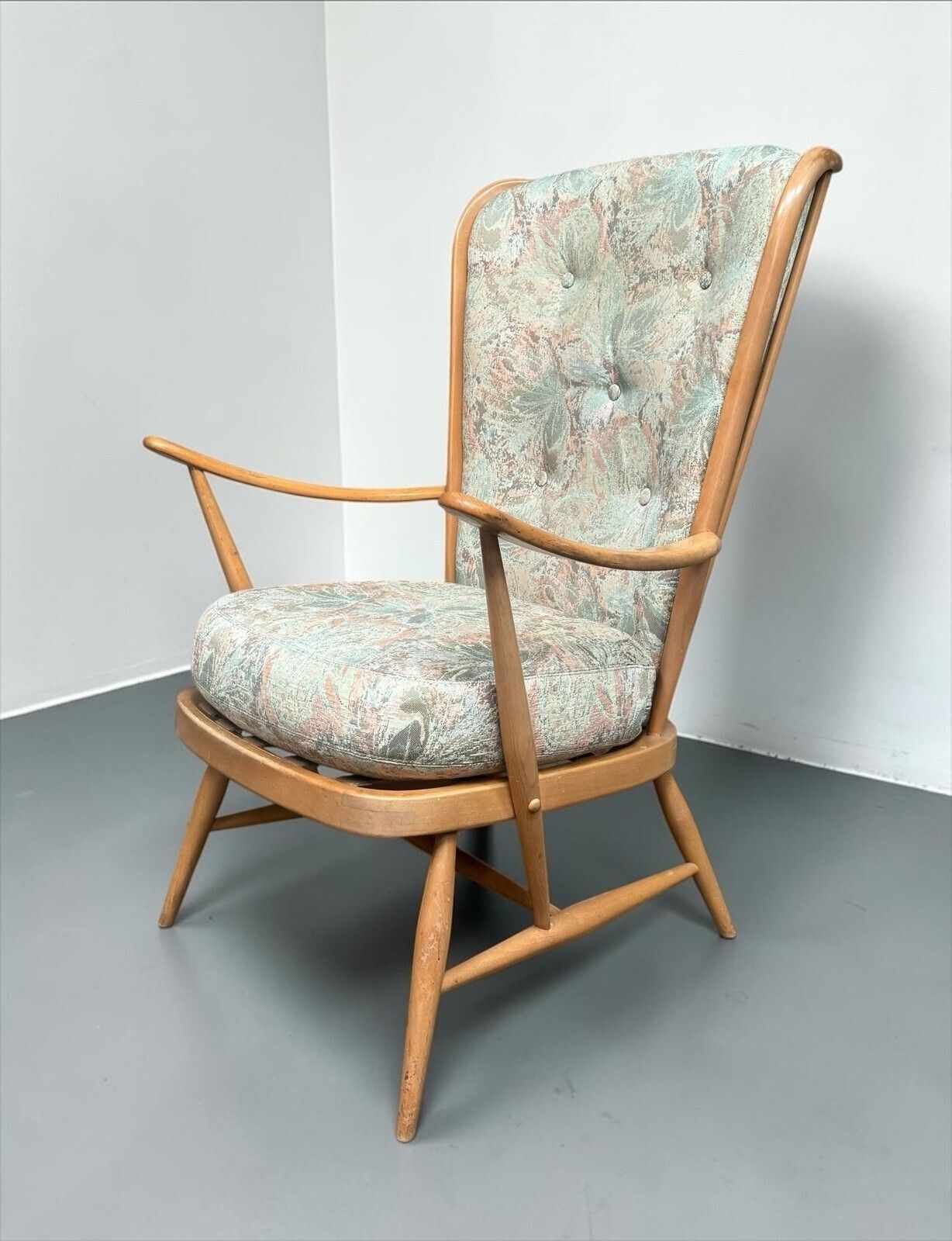 Ercol Blonde Armchair Mid Century Retro C1960s Superior Quality photo for sale