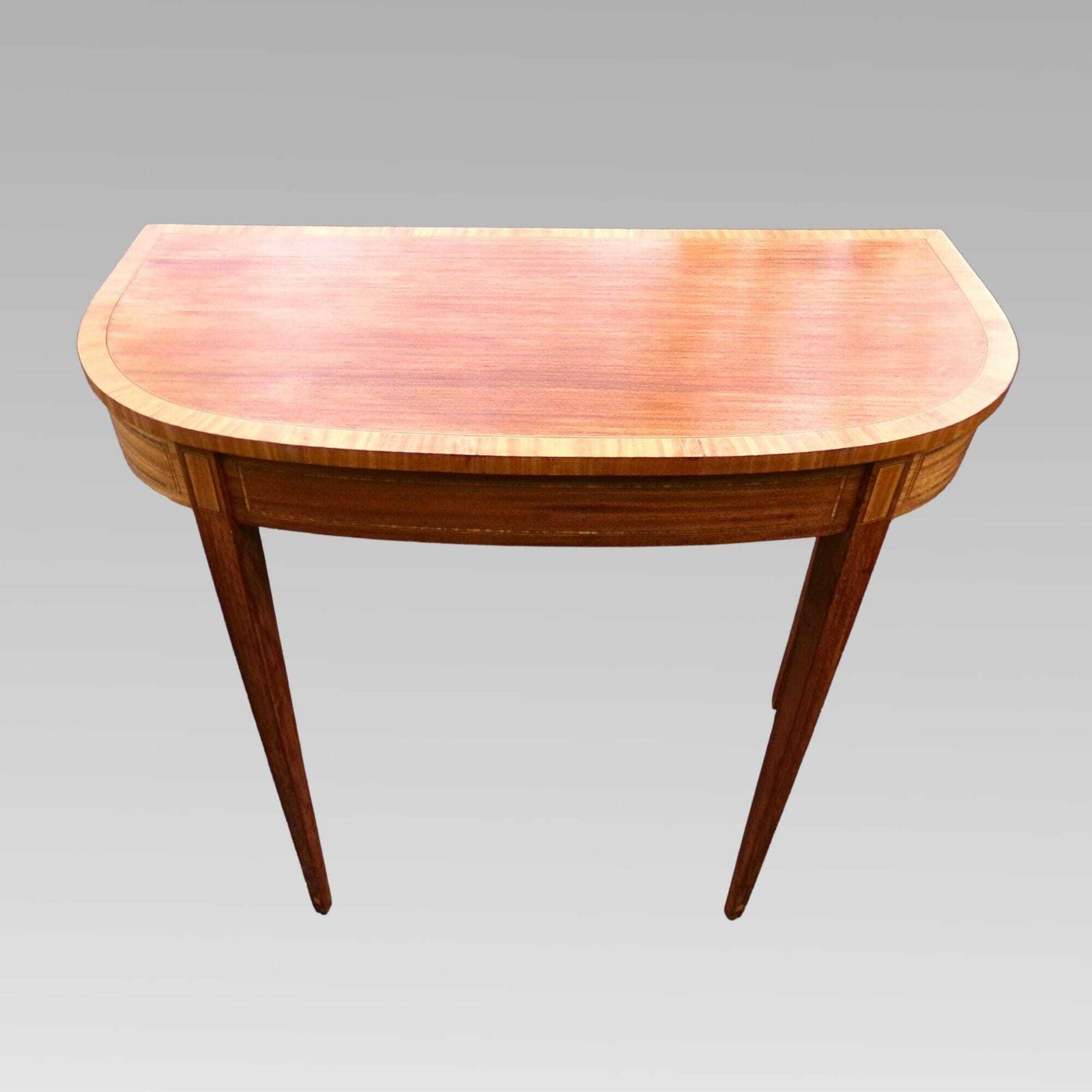 Exceptional Quality Satinwood & Crossbanded Georgian Style Hall Or Console Table