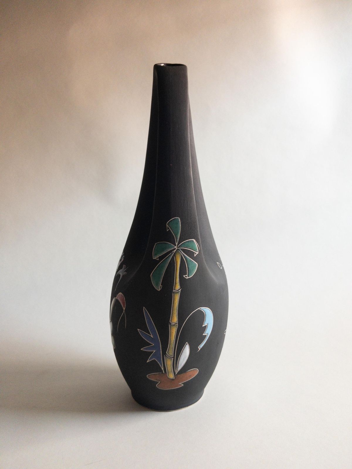 photo vintage Keto Keramik Black Matte Vase: West German Pottery, Surreal Decor (32cm)