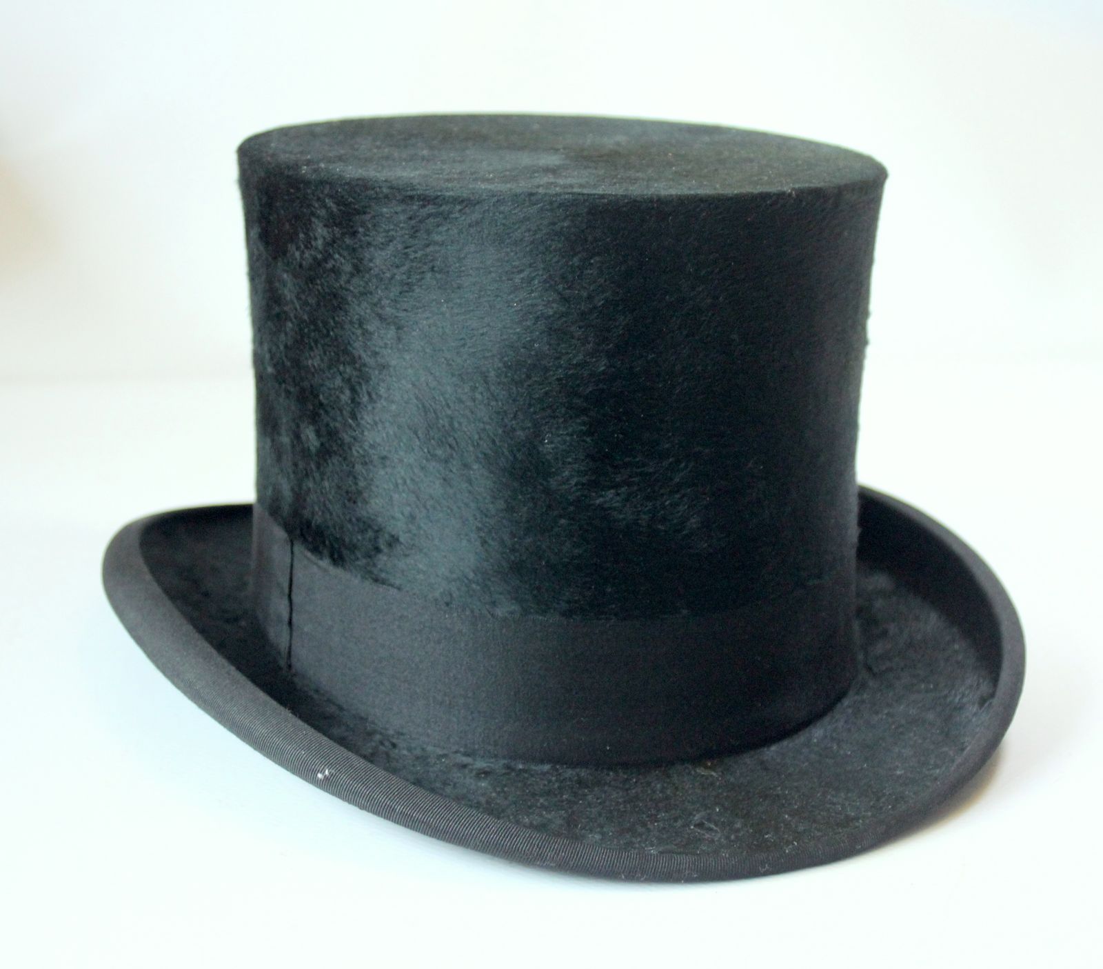 1910s Antique Black Top Hat By Fritz Reuter/Düsseldorf/Germany   Supplier To The Royal House In Germany photo vintage