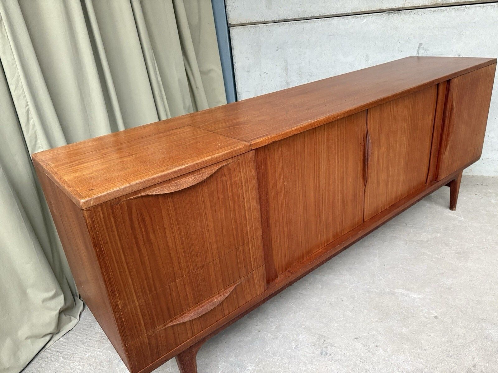 Vtg Mid Century Danish Large Teak Sideboard By Johannes Andersen Uldum R1144 photo vinterior