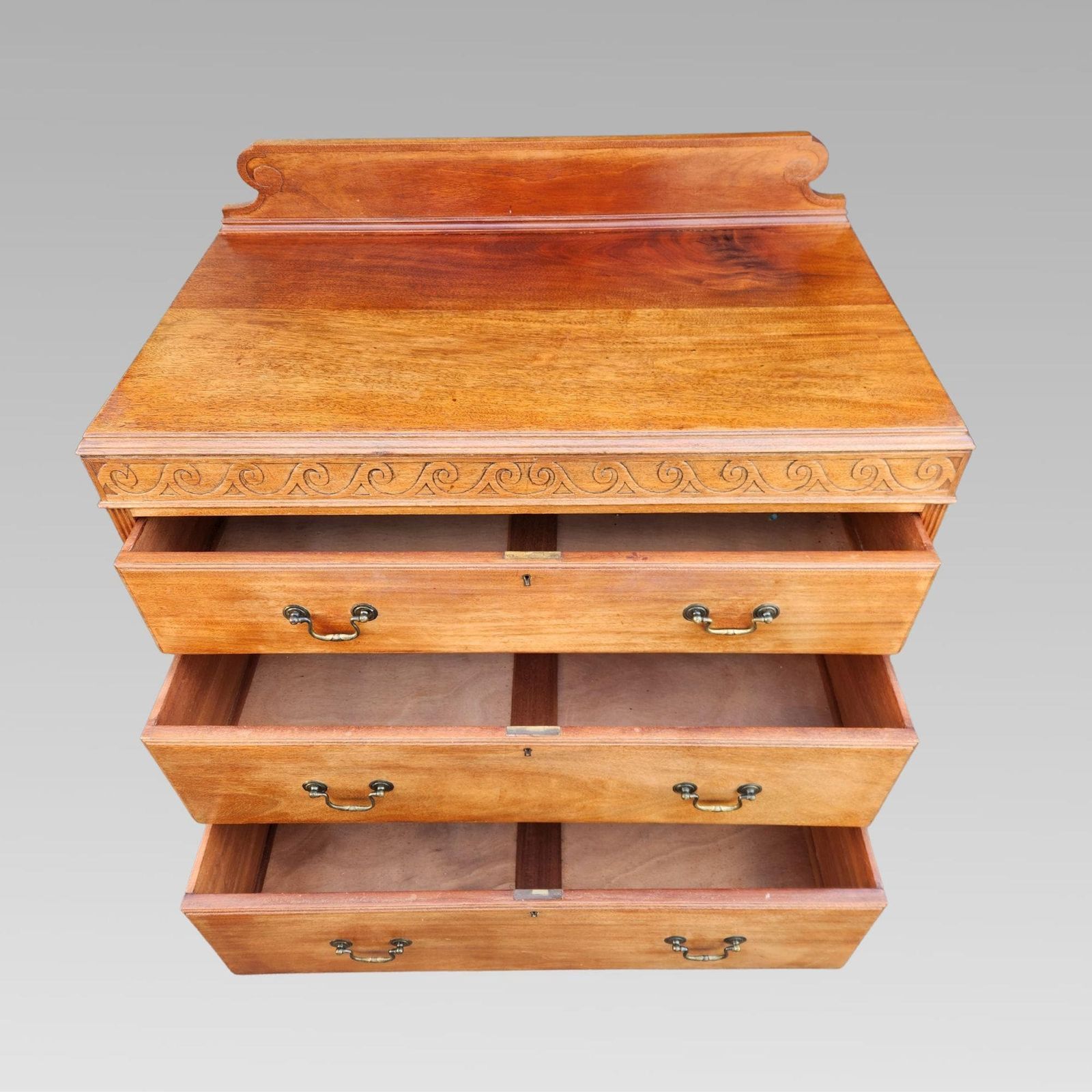Charming Antique 19th Century Victorian Mahogany Chest Of Drawers photo for sale