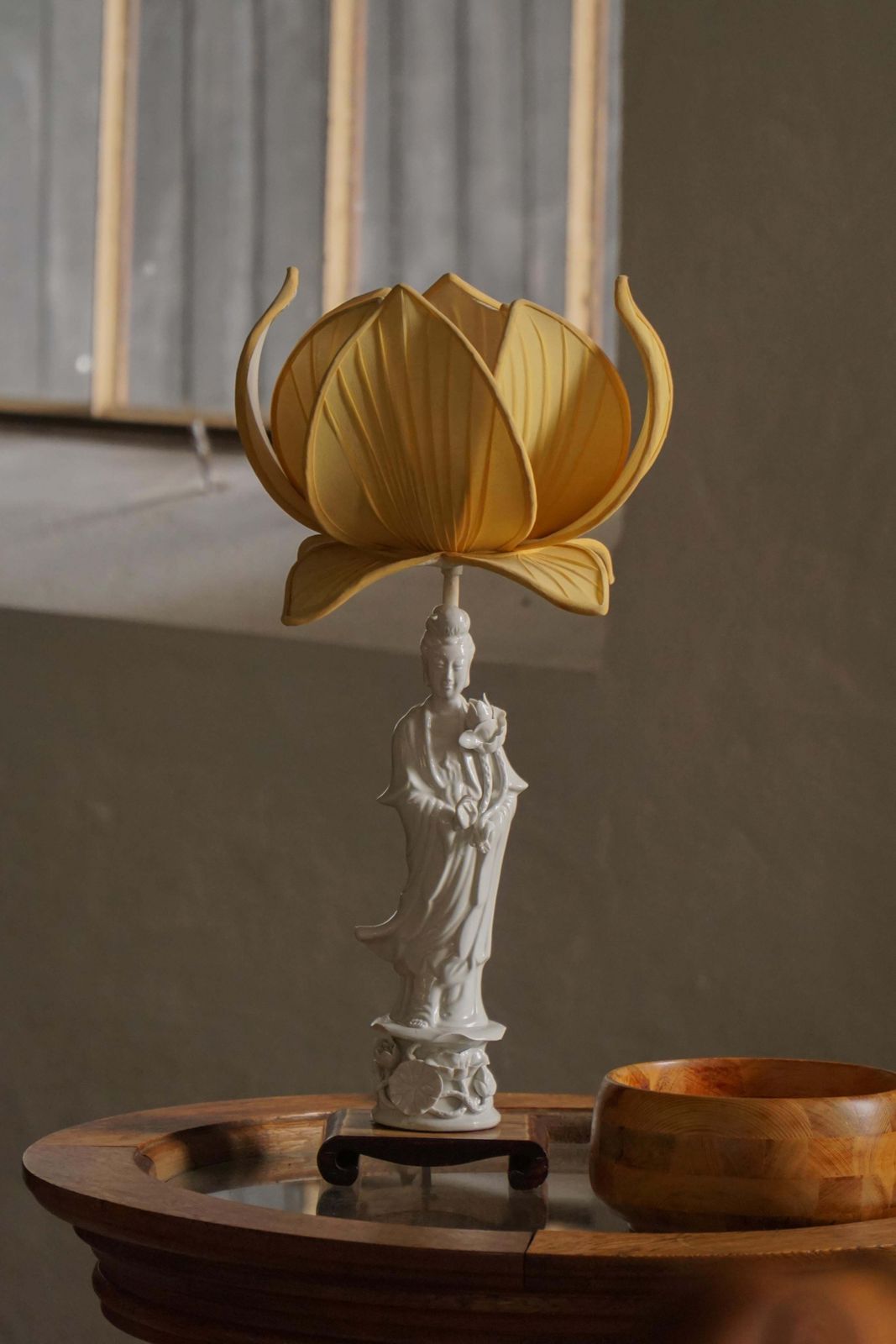 Chinese Porcelain Vintage Table Lamp With Yellow Floral Shade, Mid 20th Century photo furniture