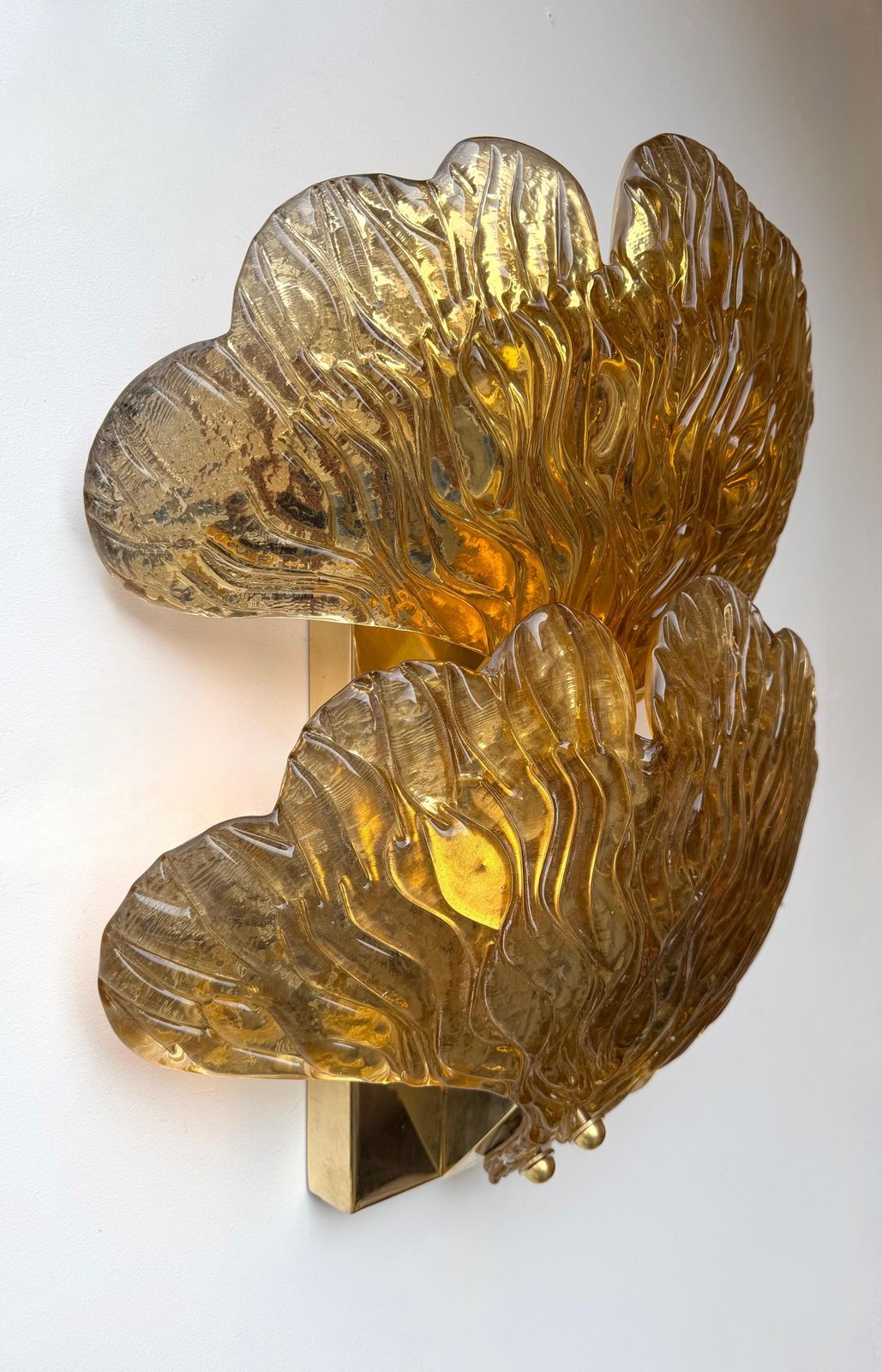 Contemporary Pair Of Brass And Gold Murano Glass Palm Sconces, Italy photo for sale