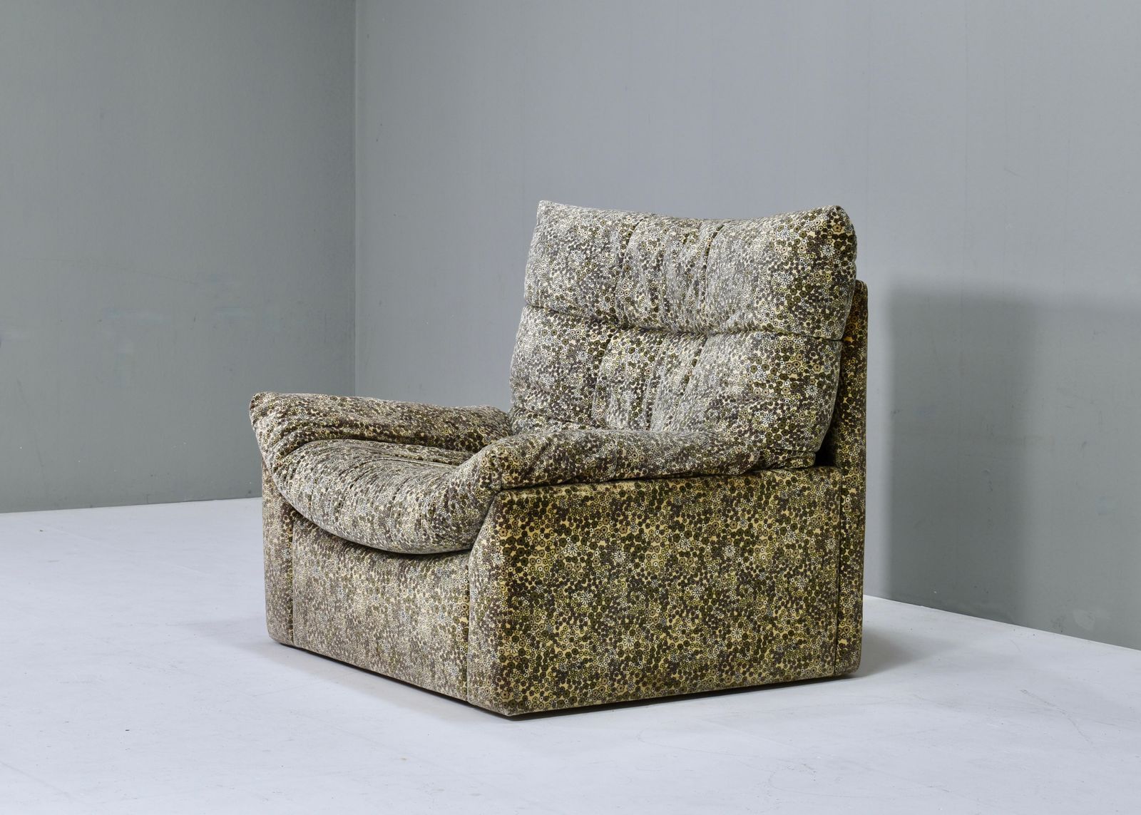 Ligne Roset 'Dainthus' Lounge Chair By Michel Ducaroy 'Liberty Of London' Fabric photo furniture