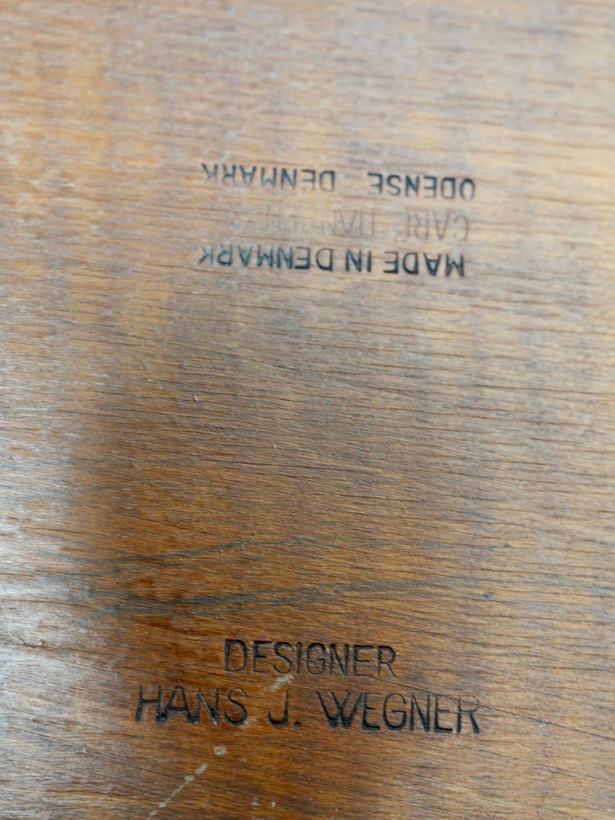 photo vinterior Set Of 3 Hans Wegner "Ch30" Chairs, Denmark, 1960's