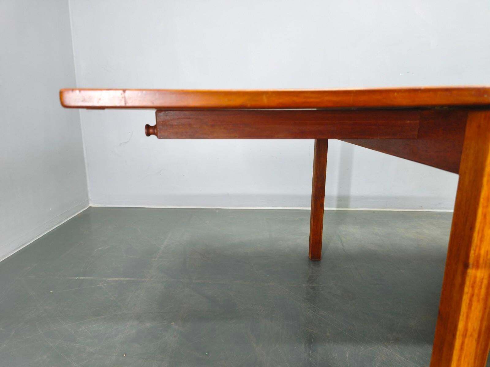 Børge Mogensen Teak Coffee Table Model 5362, Fredericia, 1970s photo vinterior