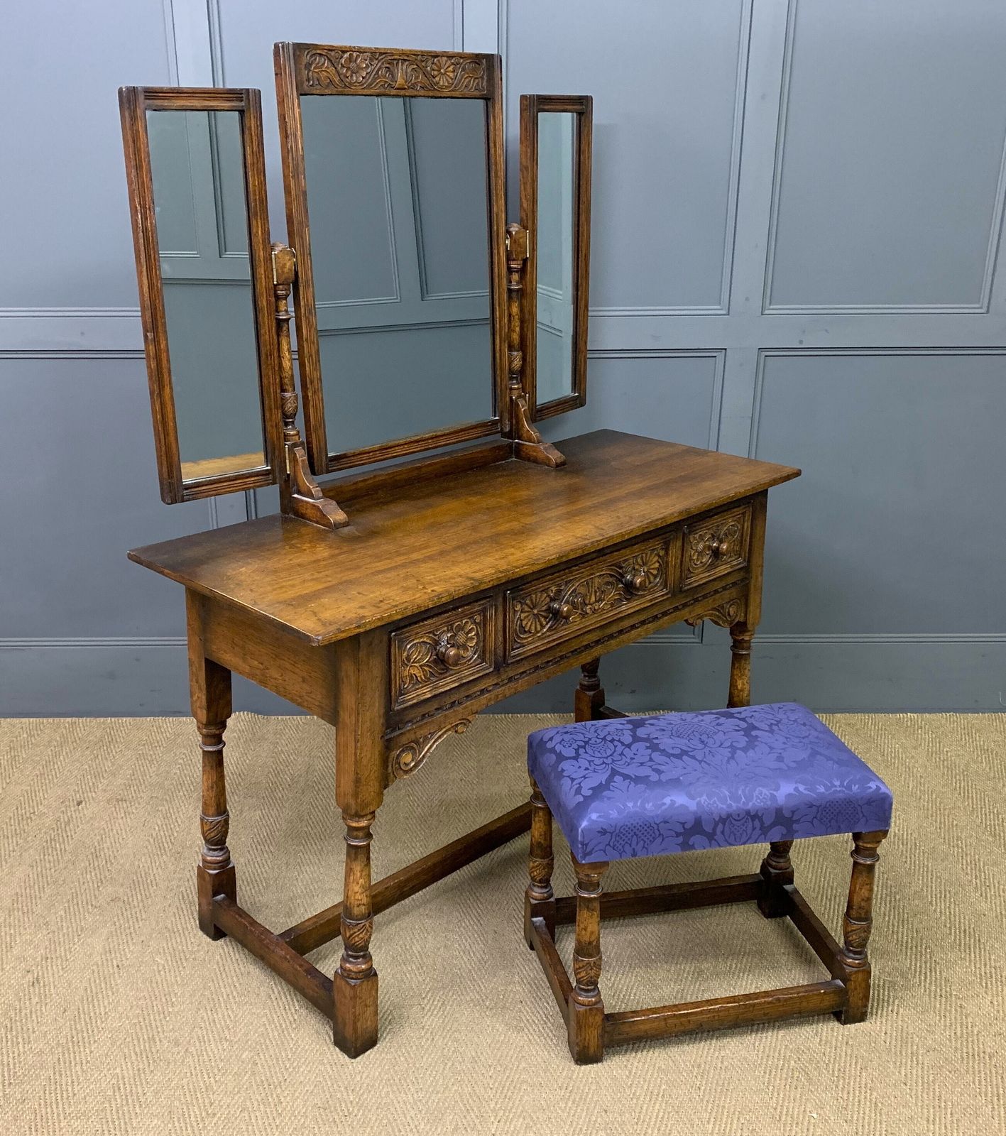Ipswich Oak Dressing Table, 1930s