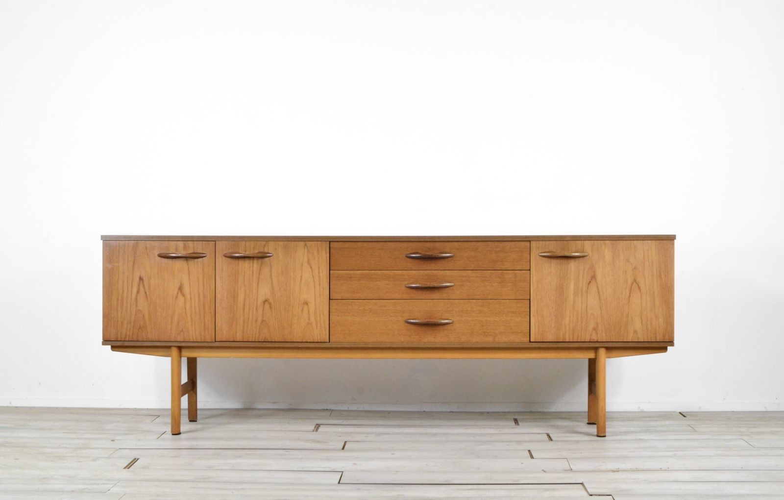 Midcentury 'Avalon' Teak Sideboard / Long John. Stylish Vintage Modern / Retro / Danish Style.