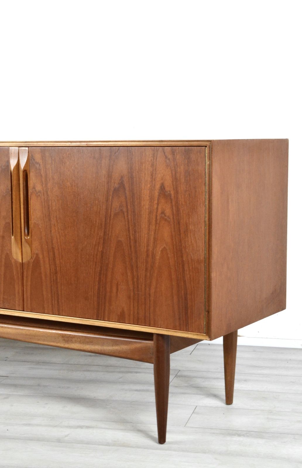 Rare Vintage Midcentury Mc Intosh Teak Sideboard / Long John. Delivery. Modern / Danish Style. photo vinterior