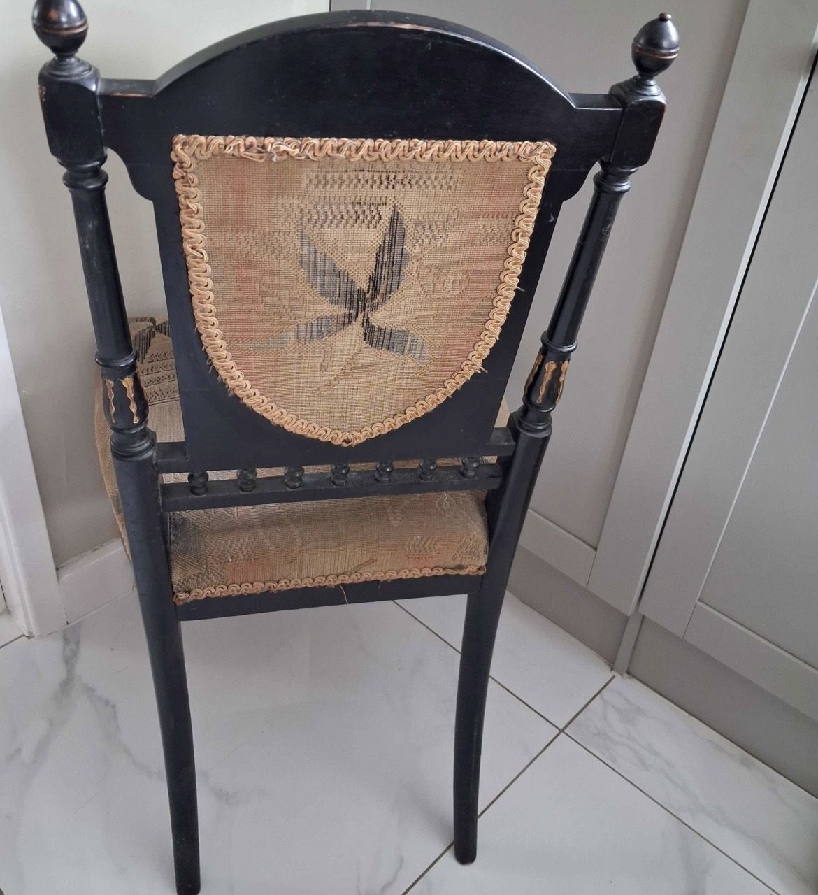 Fine Burr Walnut Aesthetic Movement Chair With A Grand Tour Plaque Very Rare photo vinterior