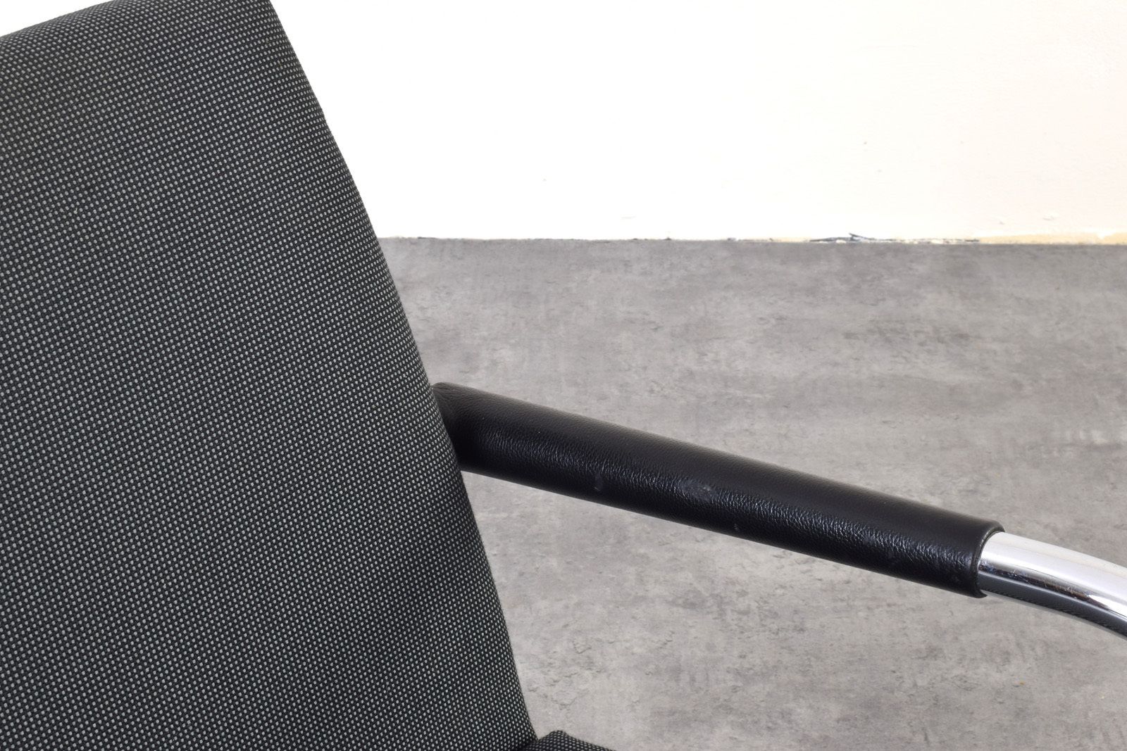 photo buy Visalounge Armchairs By Antonio Citterio For Vitra, Set Of 2