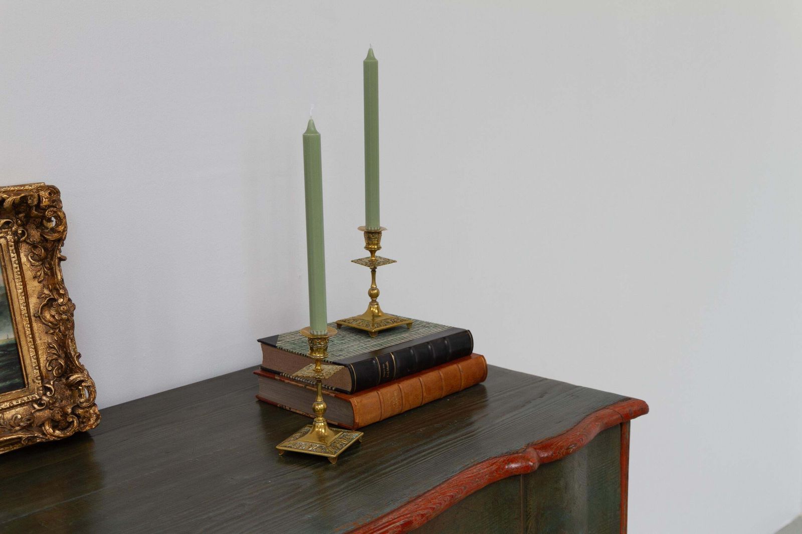 Home Decor Antique English Brass Candlesticks. Set Of 2. photo