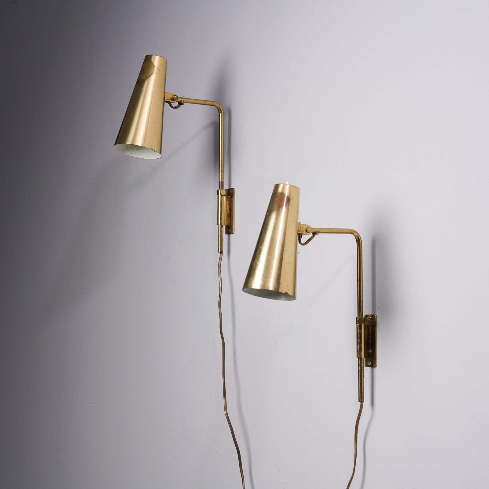 Pair Of Model 9459 Wall Lights, Paavo Tynell, Taito Oy, 1940/1950s photo furniture