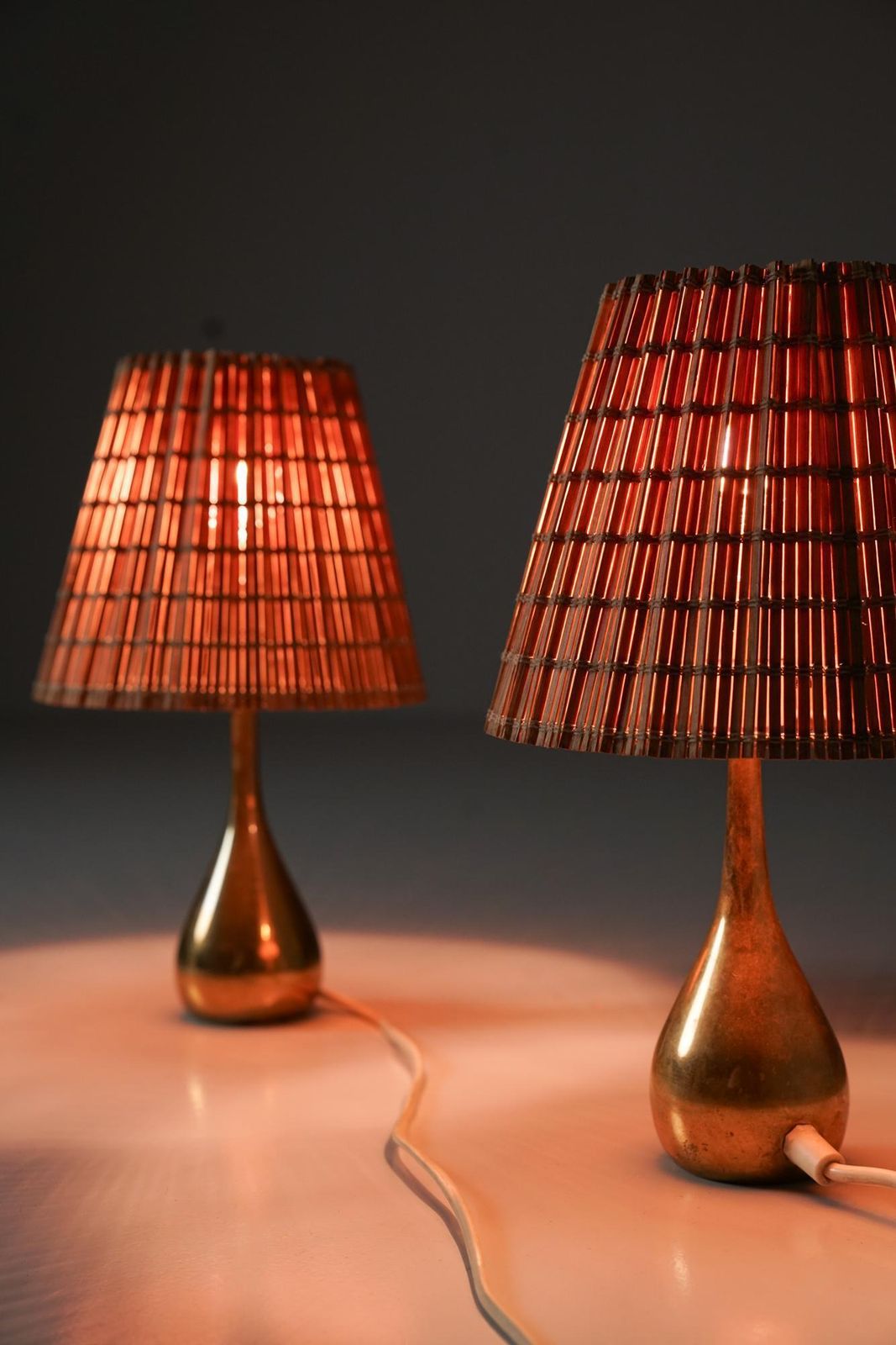 Pair Of Model 61046 Drop Table Lamps, Mauri Almari, Idman Oy, 1950s photo vinterior