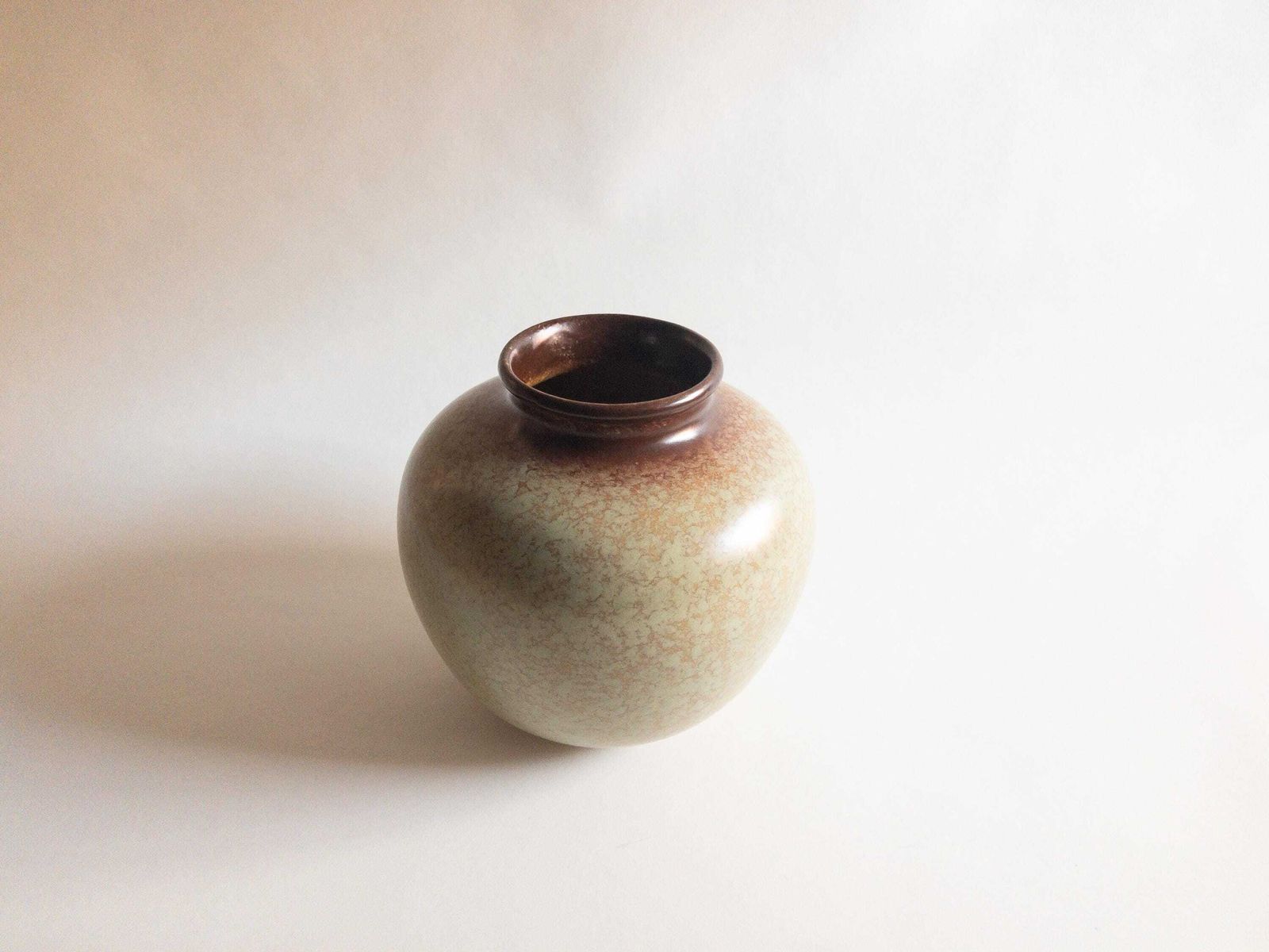 Large Carstens Uffrecht Vase   Art Deco 1930s Mint Speckled Classic Vase photo 138.0