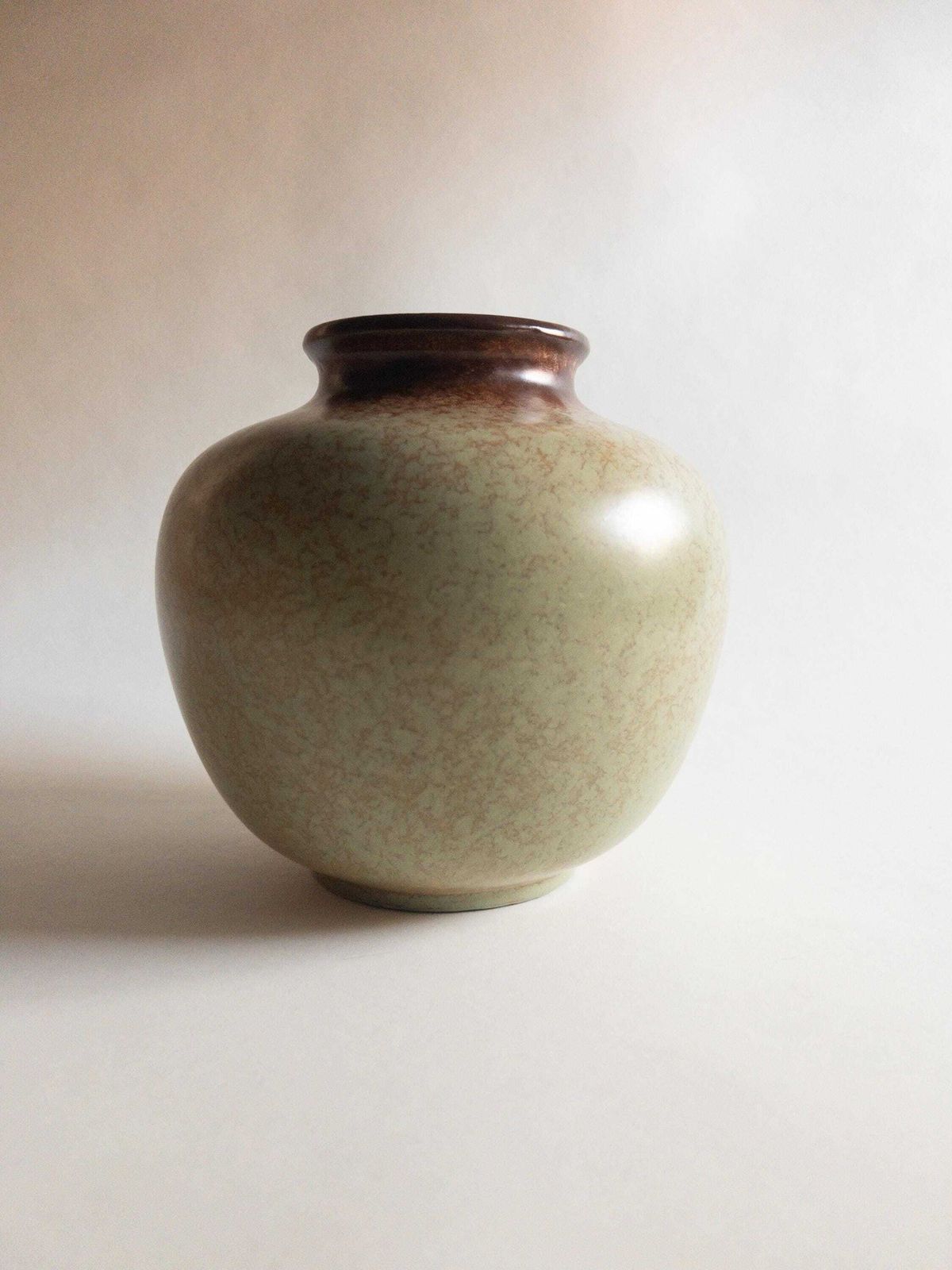 Large Carstens Uffrecht Vase   Art Deco 1930s Mint Speckled Classic Vase photo buy