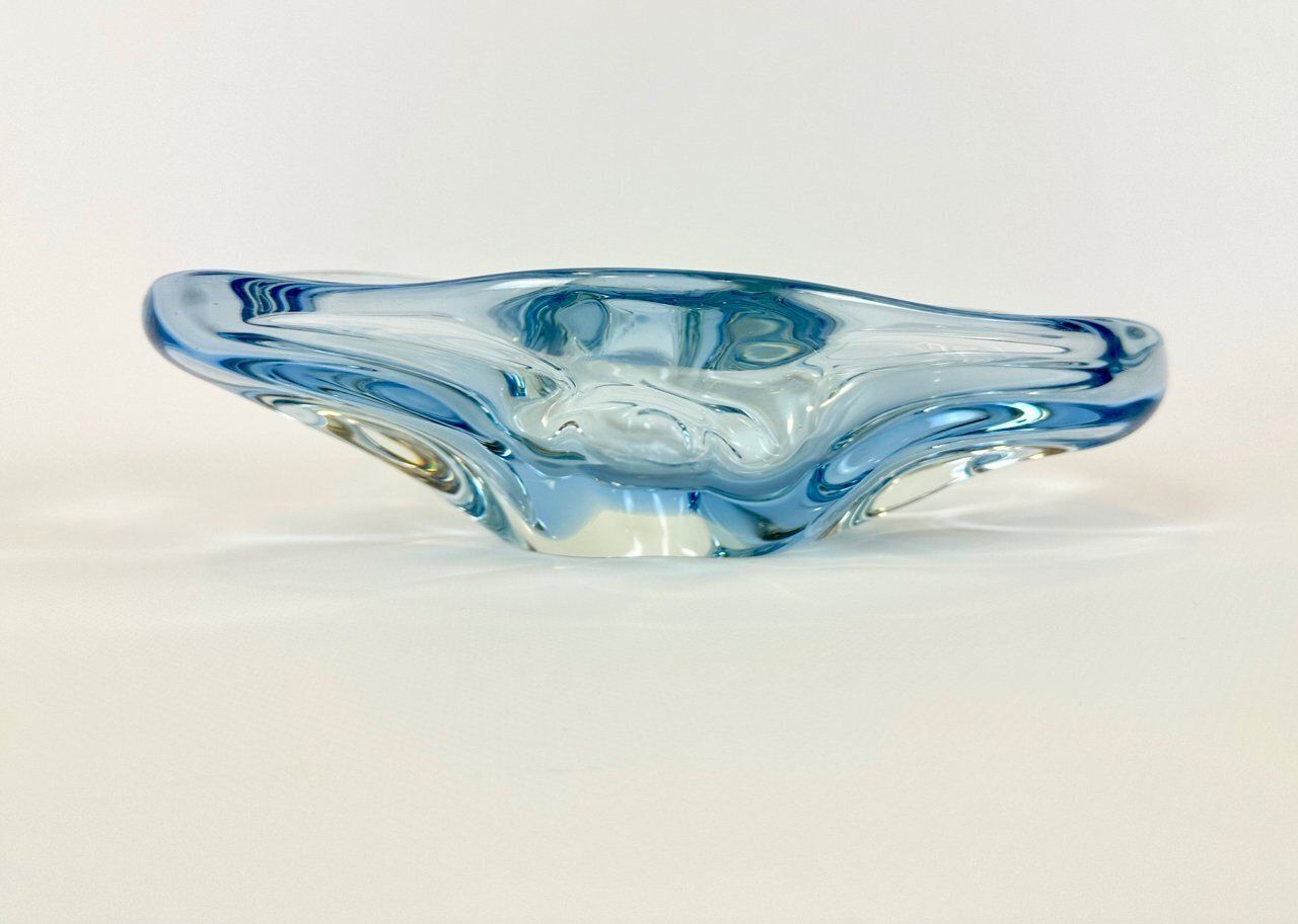 Art Glass Bowl Attributed To Josef Hospodka For Chribska Sklarna, 1960s
