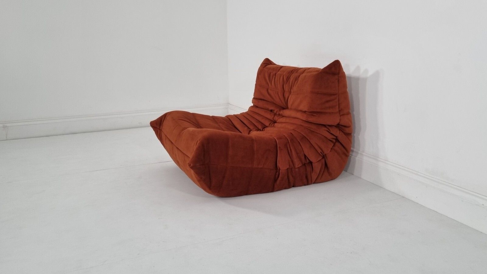 Ligne Roset Togo Chair In Luxurious Russet Alcantara Immaculate photo vintage