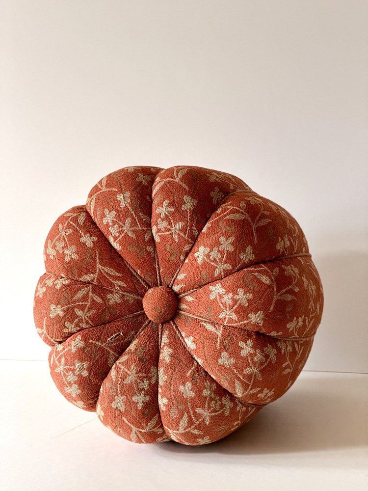 662.0 Tabouret Van Jindrich Halabala Voor Cesky Nabytek, Tsjecho Slowakije, 1956 photo