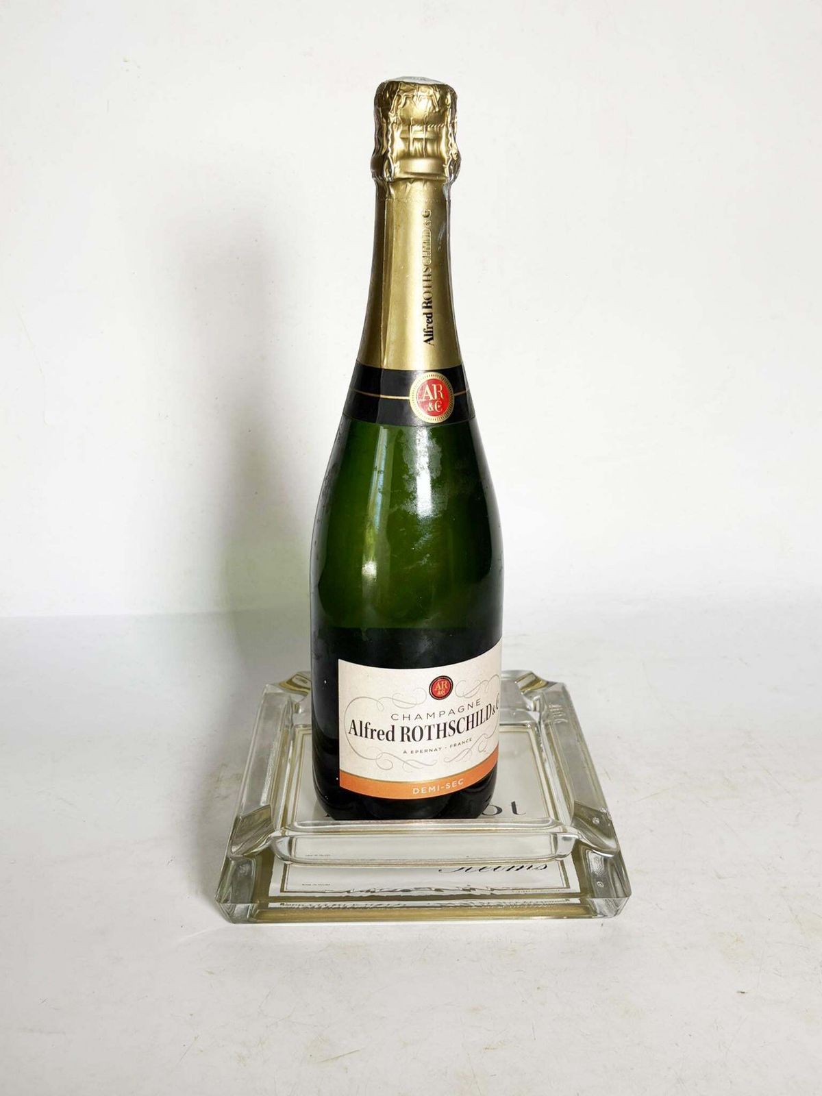Henriot Champagne Ashtray, Thick Glass, Square Design, France, 1960s photo Home Decor