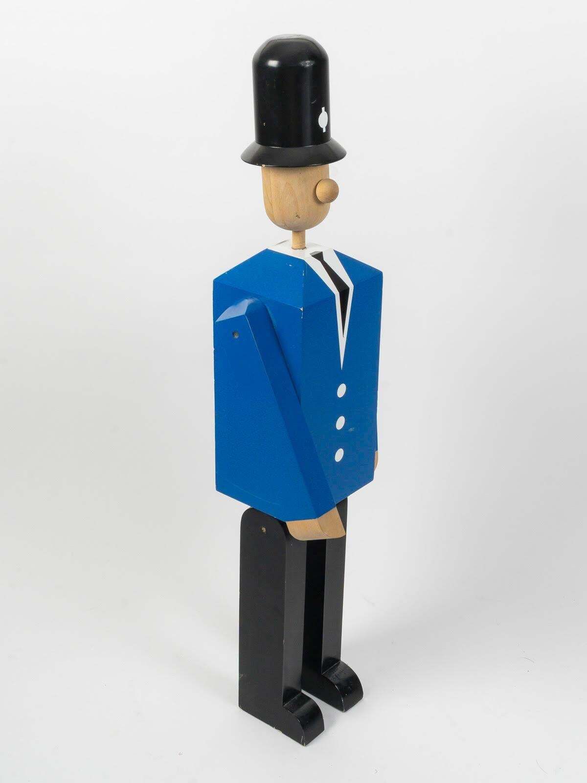 Painted Wood Sculpture Of A Bobby With Movable Feet, Arms And Head, 20th Century photo Art