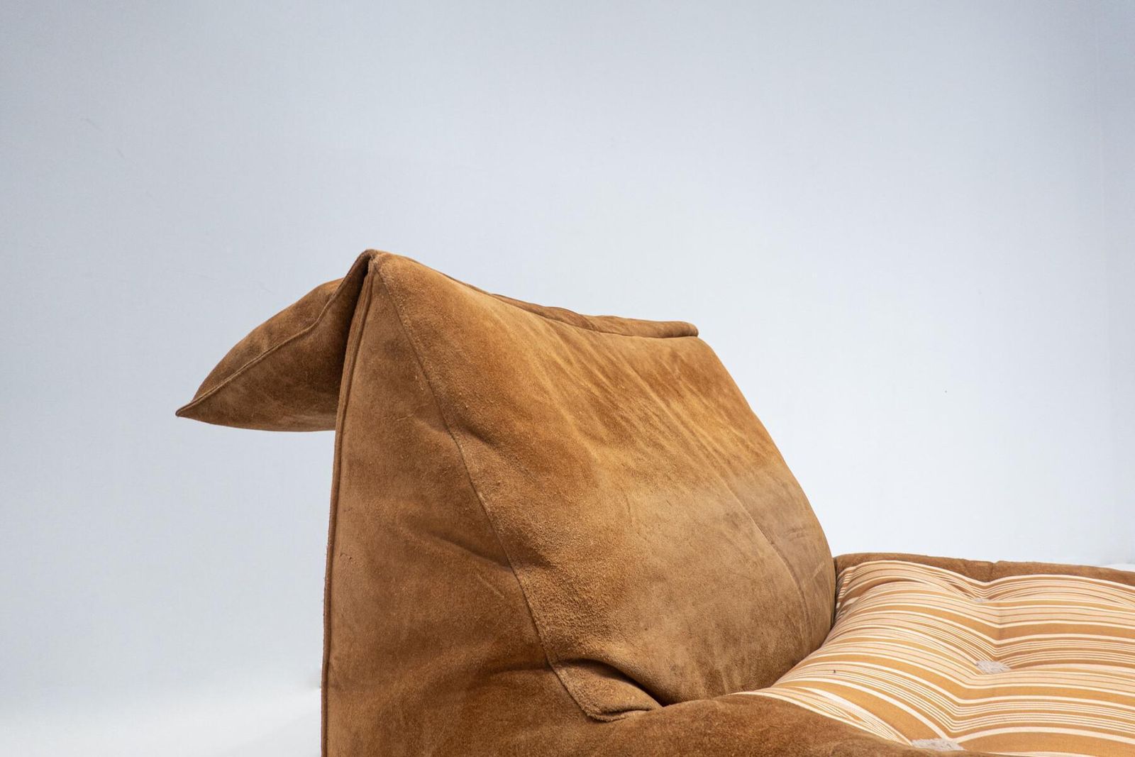 Mid Century Modern Bambole Daybed By Mario Bellini, Suede, C&B Italia, 1970s photo for sale