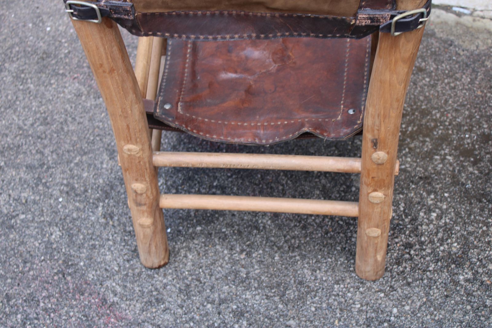 photo vintage Pair Of Wooden And Leather Chairs Safary Italy 1960