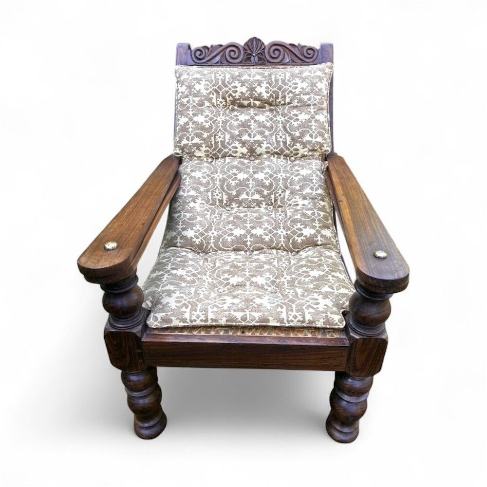 Fine 19th Century Anglo Indian Bombay Rosewood Planters Chair