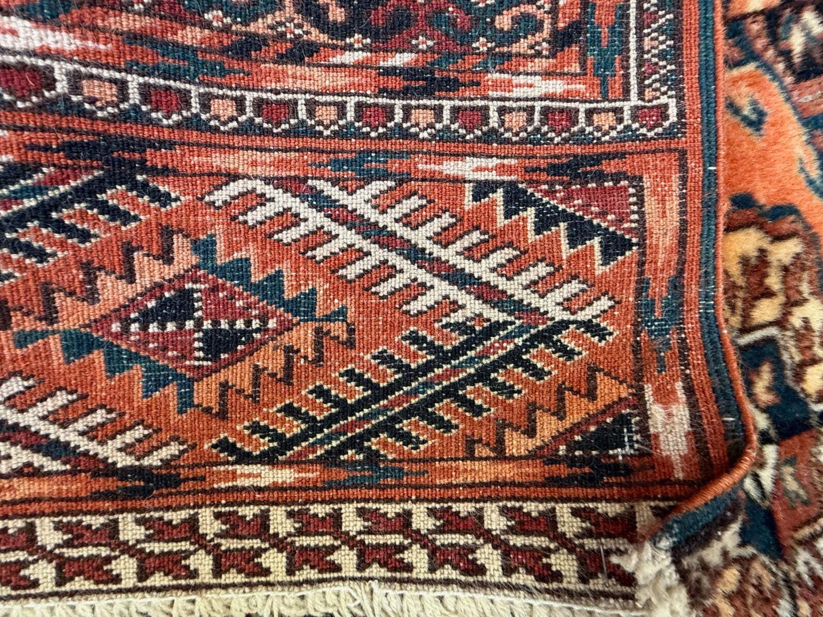 photo furniture Afghan Turkoman Rug 204x161 Cm, Large 2523