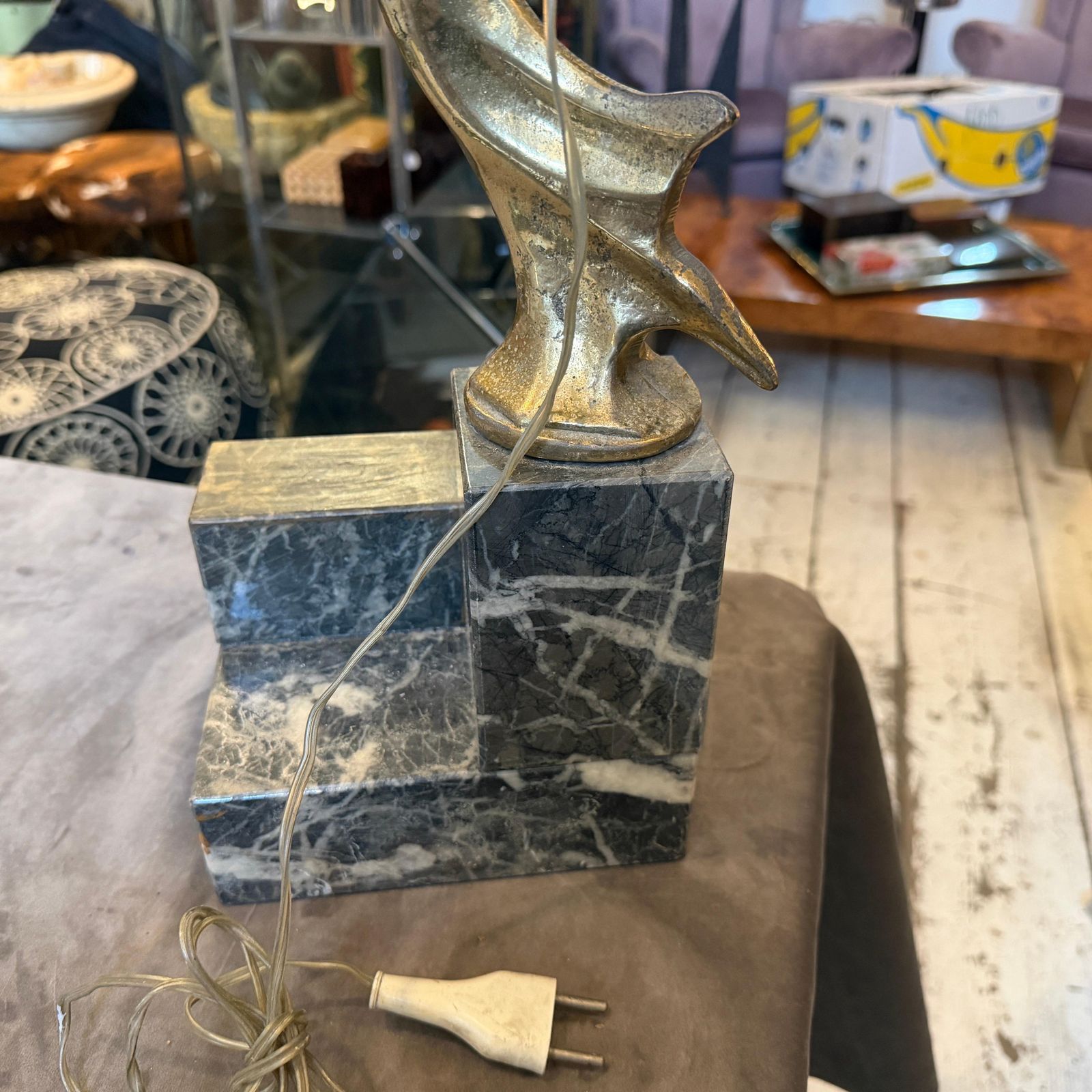 1930s Art Deco Black Marble, Gilded Metal And Milk Glass Italian Table Lamp photo Lighting