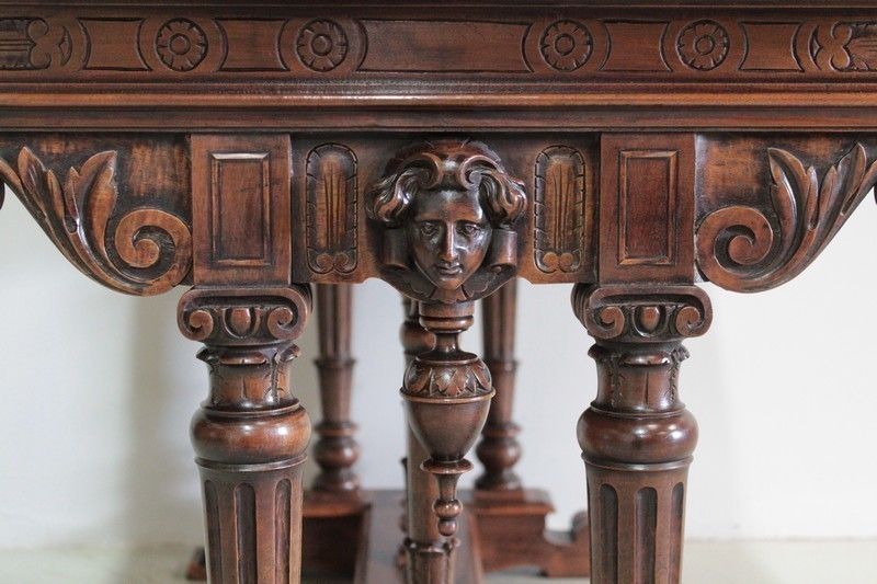 Mid 20th Century Renaissance Table photo vinterior