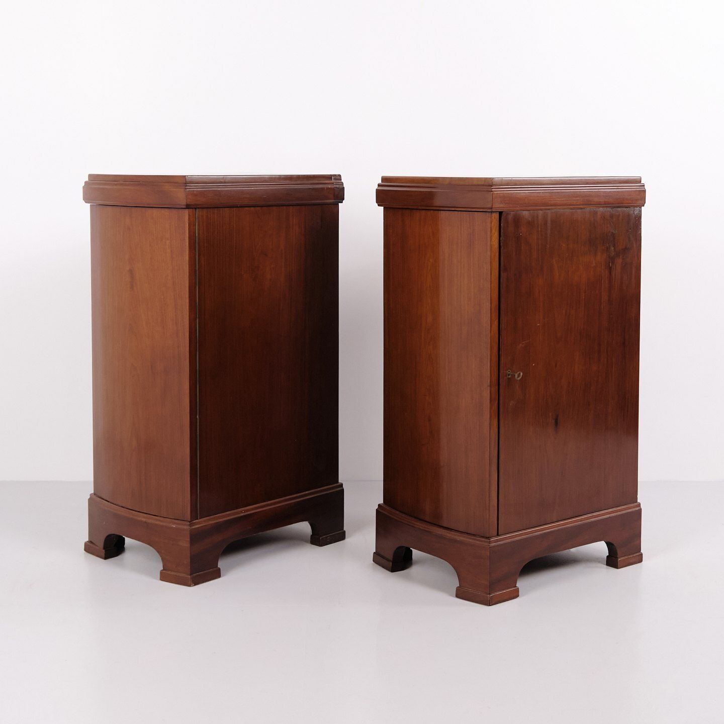 Set Of 2 Bedside Tables In Mahogany, 1920s. photo furniture