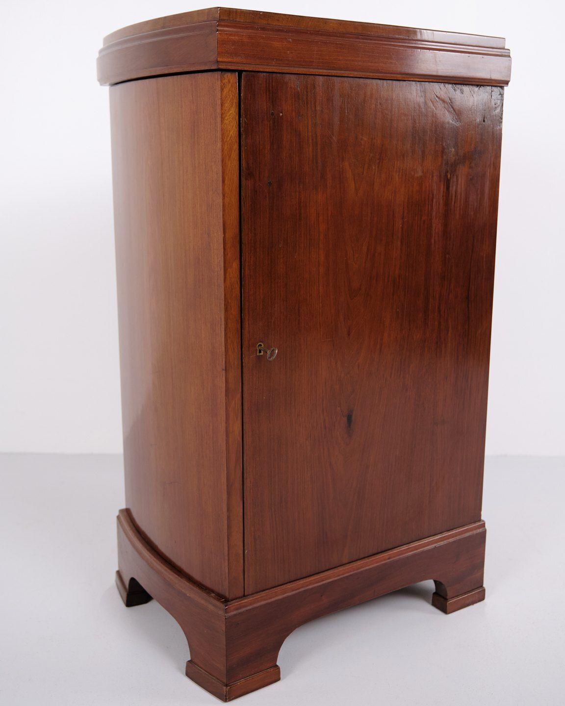 Set Of 2 Bedside Tables In Mahogany, 1920s. photo 1089.0