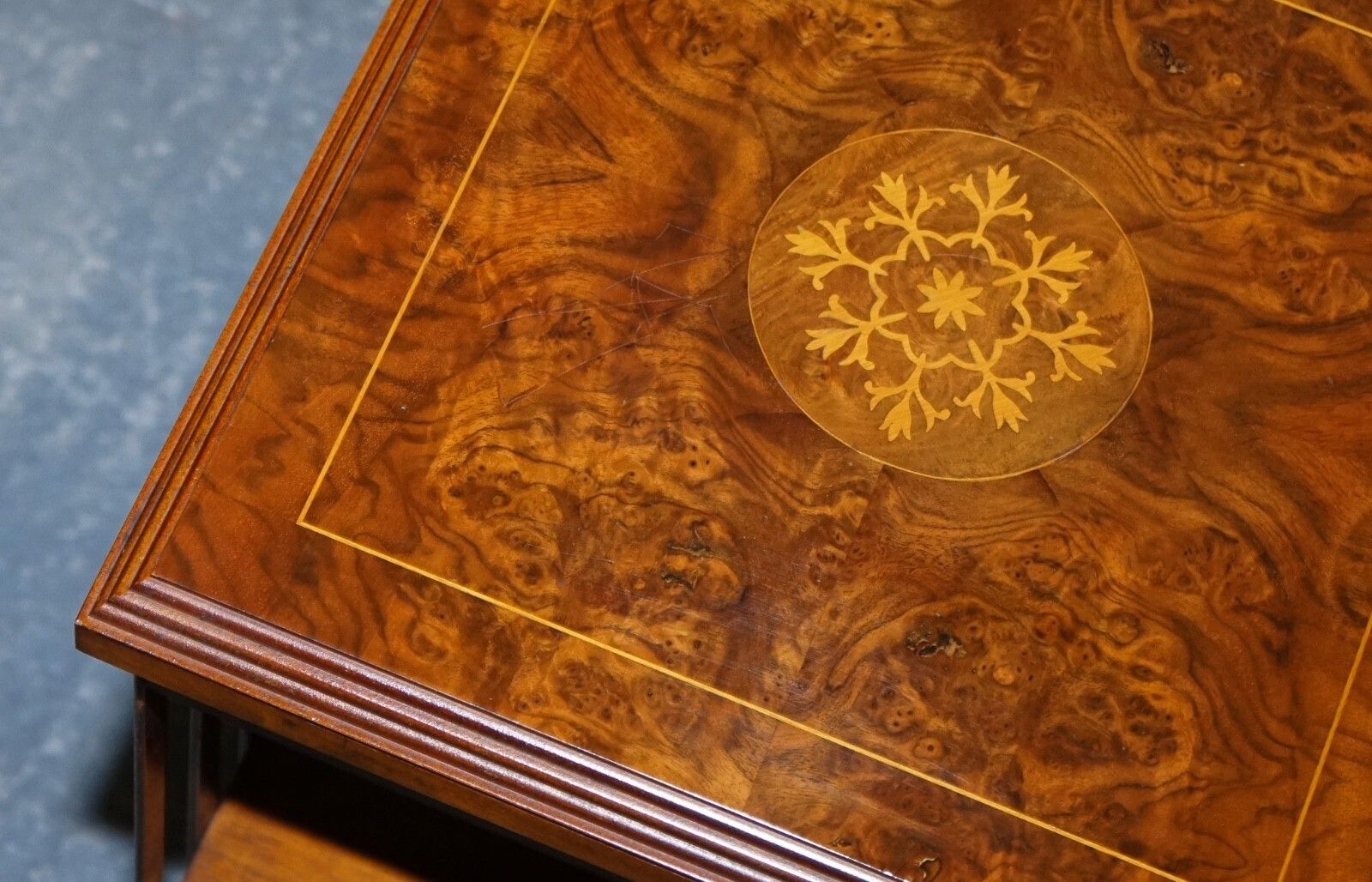 photo vinterior Vintage Burr Walnut Top Revolving Bookcase Raised On Castors