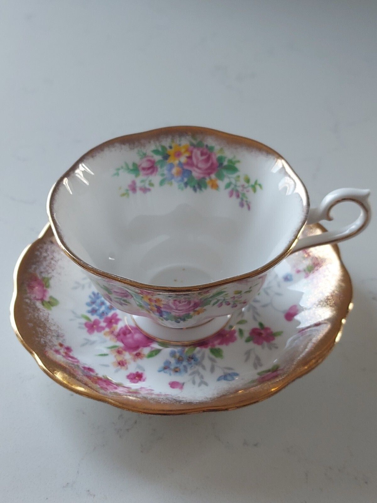 Royal Albert Teacup & Saucer Georgina Rose Pink Gold Tone Trim photo furniture
