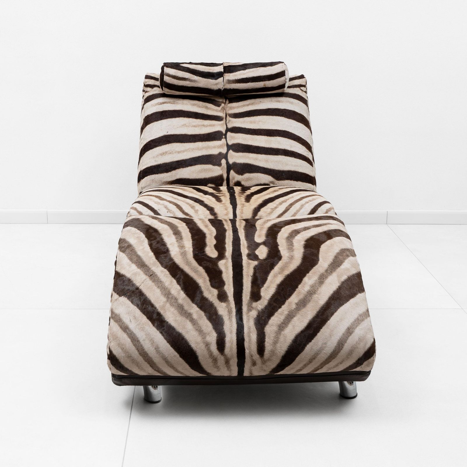 Italian Chaise Longue Cowhide With Zebra Pattern, 1980s photo buy