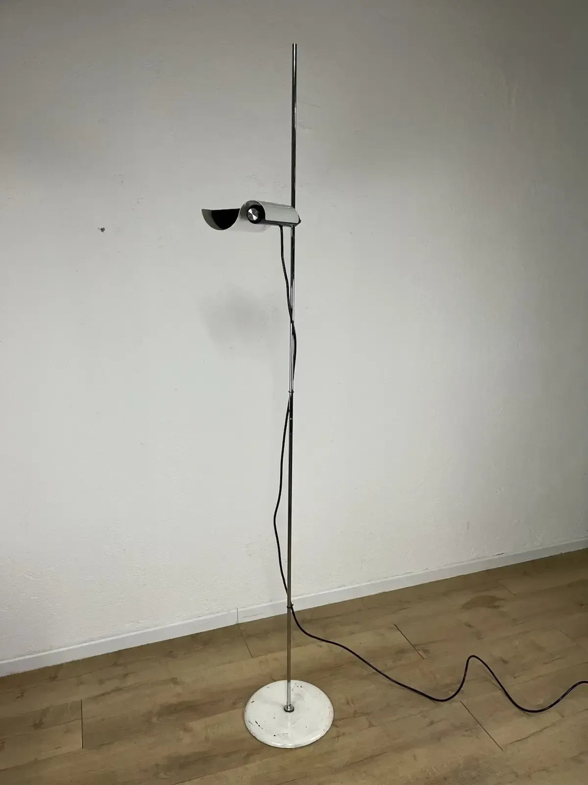345.0 Floor Lamp Dim 333 Vico Magistretti Oluce 70s Vintage Design photo