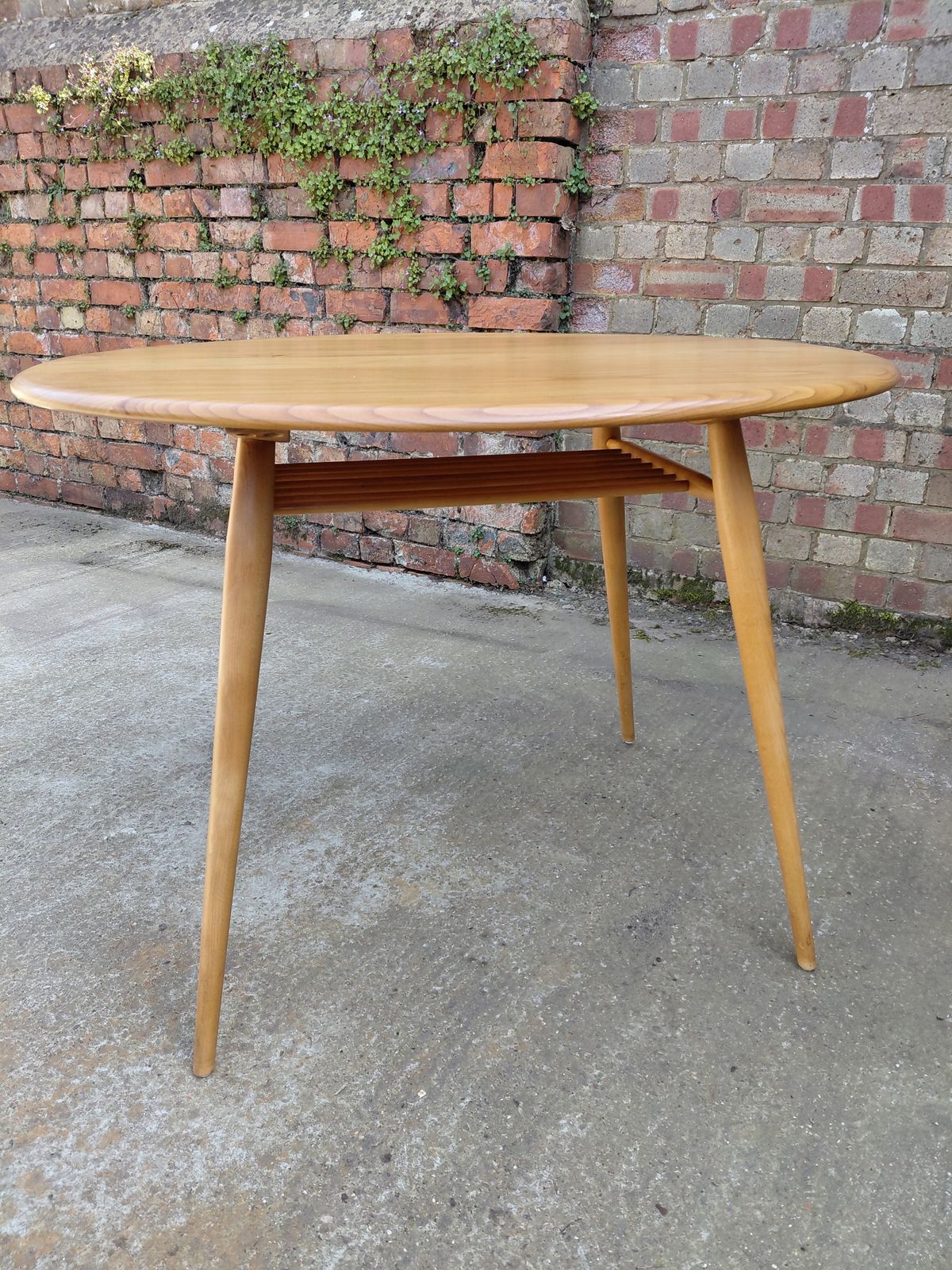 Ercol Blonde Oval Breakfast Table   Model Number 396  & Set Of 4 Ercol Chairs Model 370 photo Furniture