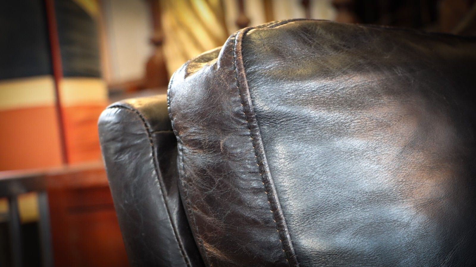 Stunning Timothy Oulton Halo Reggio 2 Seater Leather Sofa Destroyed Black photo buy