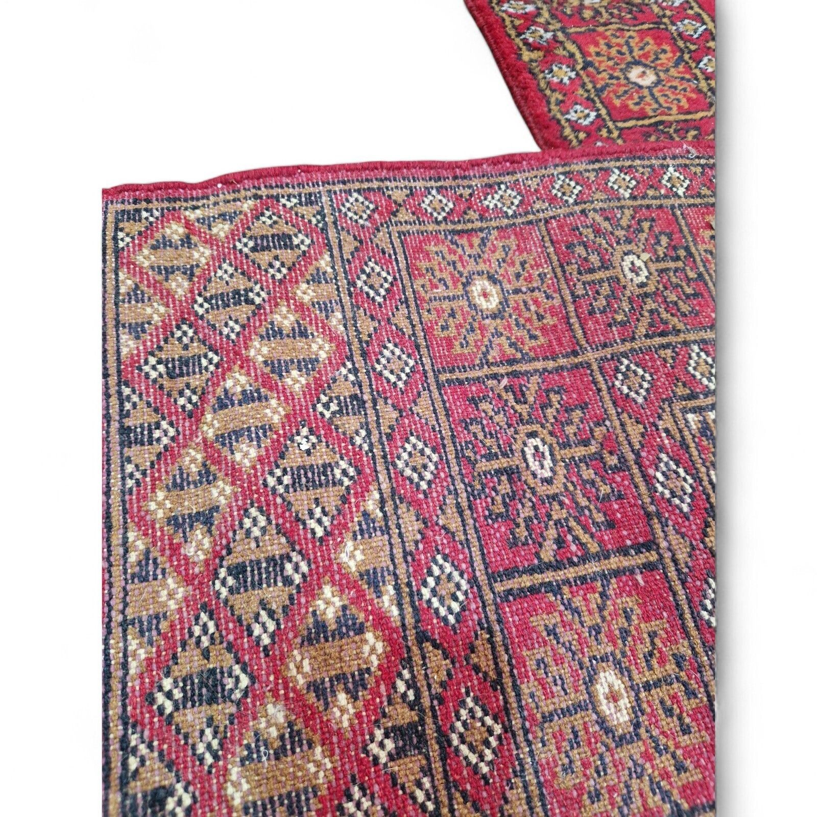 photo buy Traditional Long Carpet Runner Red Medallion Pattern Hallway Rug Fringed 251cm