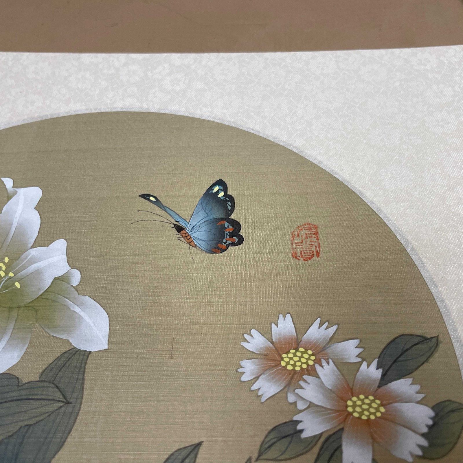 photo furniture Trio Oriental Pictures Butterfly Floral Hand Painted Silk Botanical Unframed Asian Blossom Set Of 3 Paintings Mounted